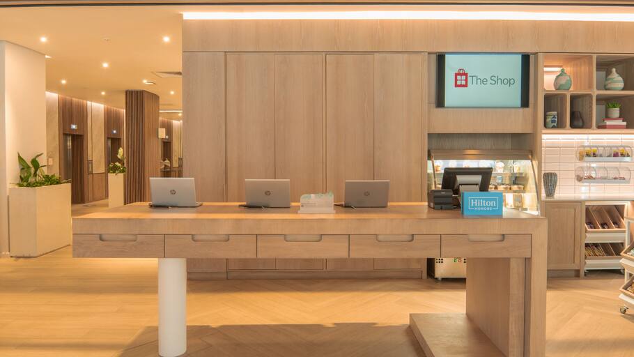 durgi-front-desk-1